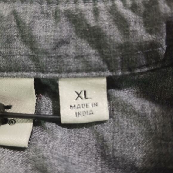 VANS XL 100% Cotton Red/Black Plaid Long-Sleeved Button-Up Flannel Shirt - Picture 5 of 13